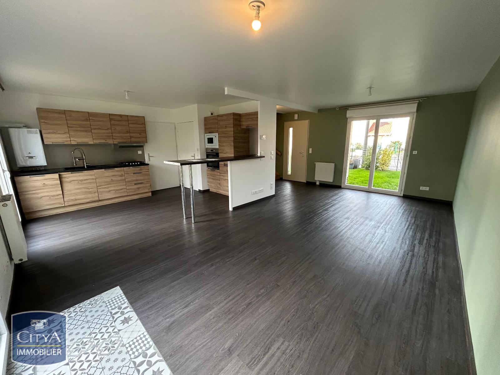 Maison à louer &bull; 5 pièces &bull; 4 chambres &bull; 100.45m² &bull; Dieppe Dieppe