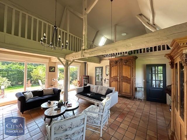 Maison à vendre • 6 pièces • 4 chambres • 167.5m² • Sauqueville Sauqueville